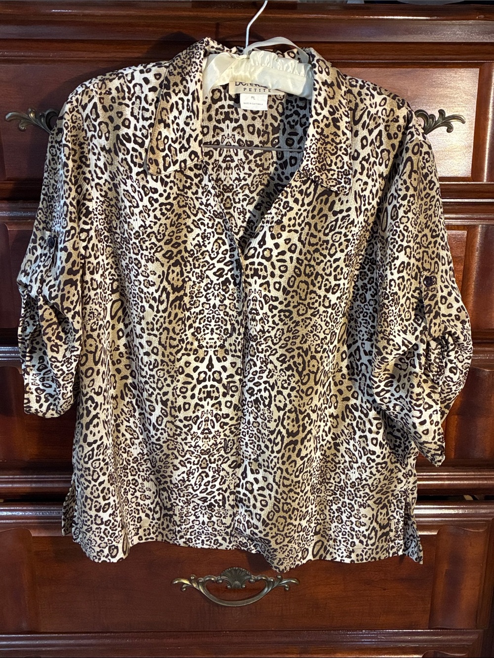 Donnkenny Beige Leopard Print Button-Front Women’s Top